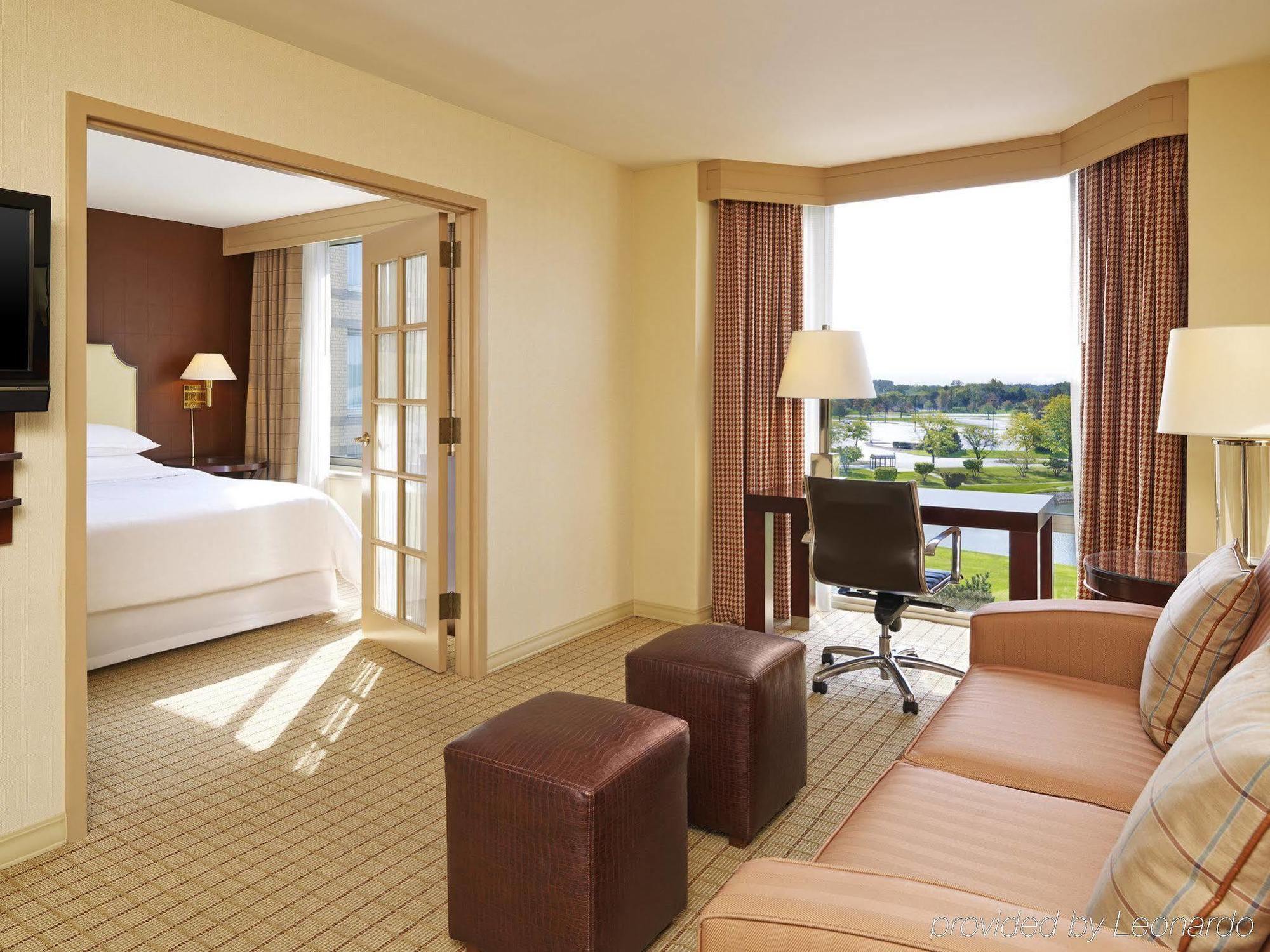 Sheraton Suites Chicago Elk Grove Елк-Ґров-Віллідж Екстер'єр фото