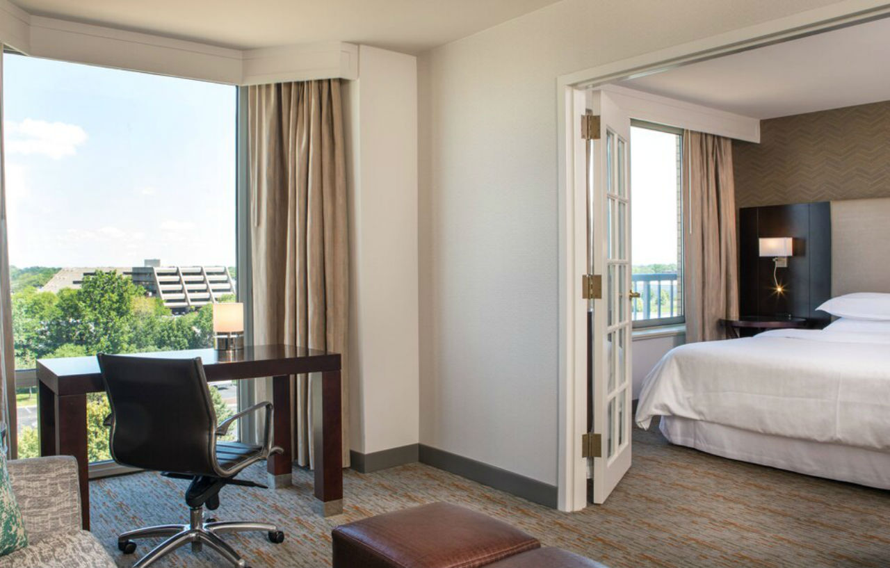 Sheraton Suites Chicago Elk Grove Елк-Ґров-Віллідж Екстер'єр фото